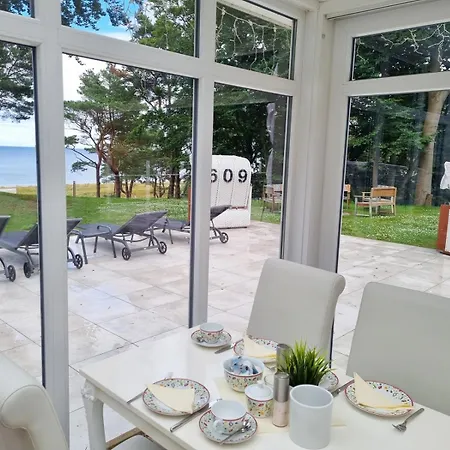 מלון Strandhotel Lindequist