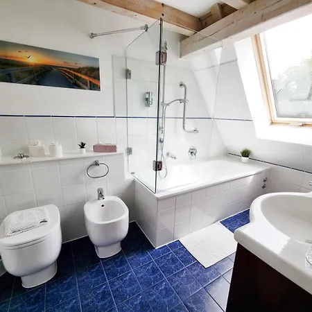 Strandhotel Lindequist מלון *