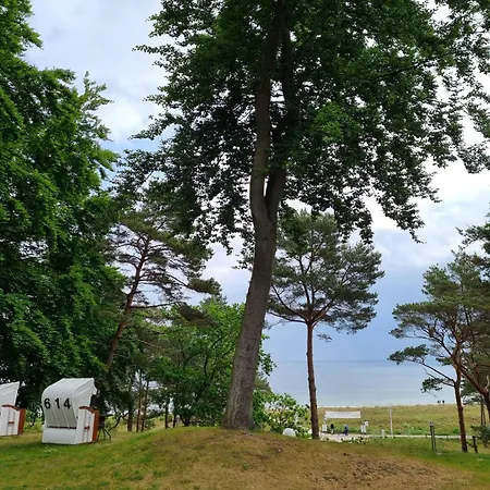 מלון Strandhotel Lindequist Sellin (Rugen)